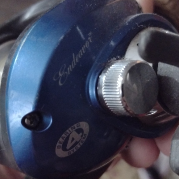 Pflueger rod and reel - Picture 3 of 4